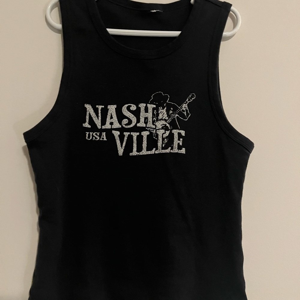 H&M graphic tank top, black muscle tank top.